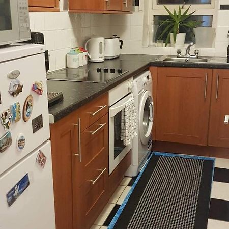 Glasgow Lovely Apartment D&N Buitenkant foto
